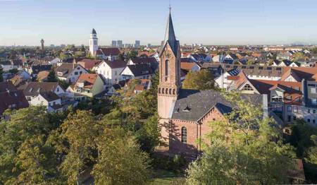 Quelle: ekma/Johannes Vogt, Petruskirche 06 Bild der Petruskirche