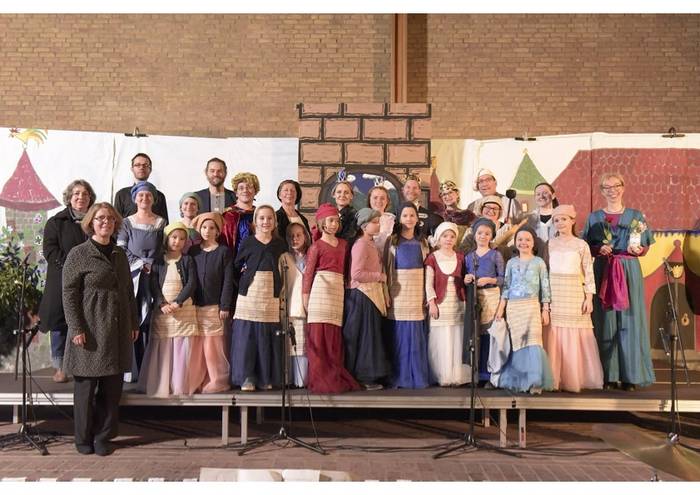 Gruppenfoto Musicalteam bei der Aufführung Dornröschen