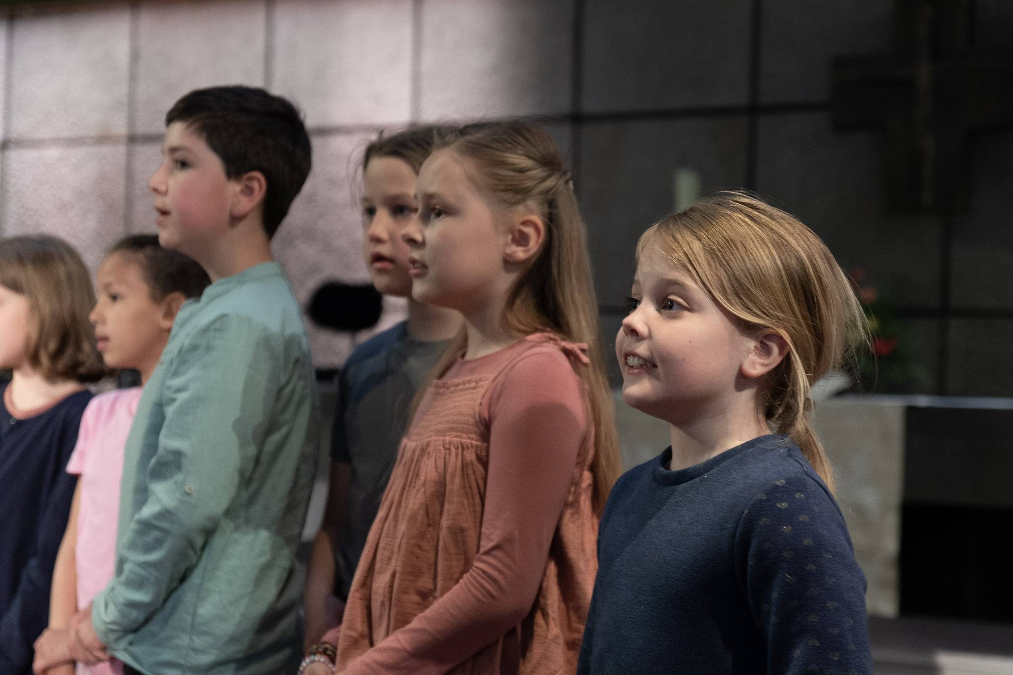 Foto Kinderchor bei einem Auftritt in 2023