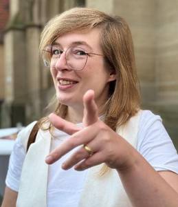 Quelle: Hanna Weidemann, Evangelische Gemeinde Mannheim Süd Portrait der Vikarin Hanna Weidemann